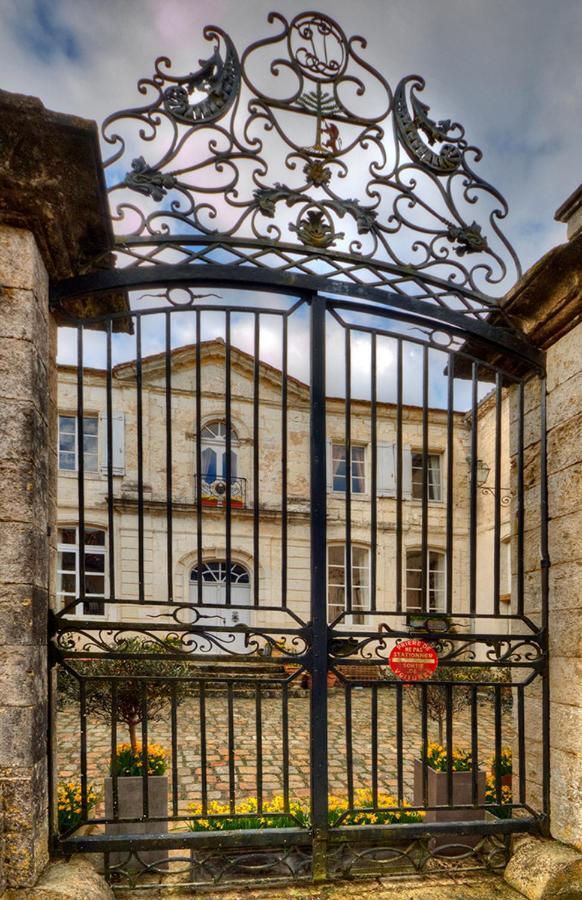 Cours De Thomazeau Castillonnès Exterior foto